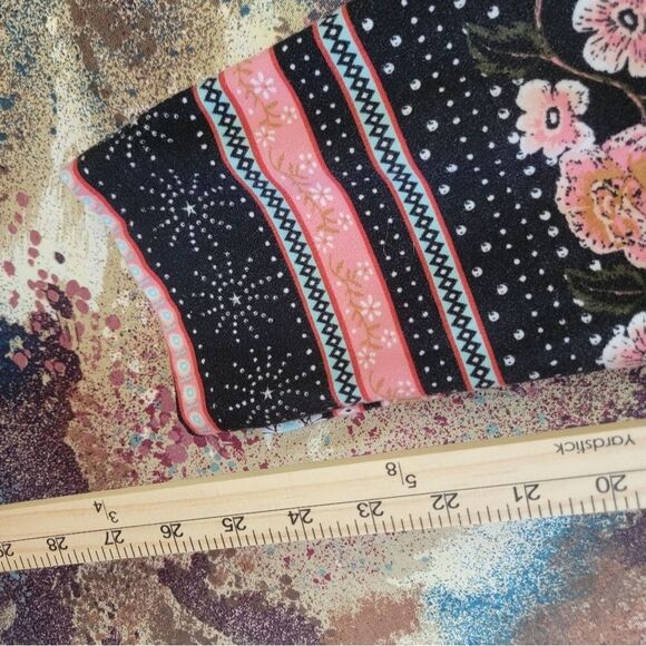 2 Pairs XL No Boundaries Women's Leggings Elephant & Floral 2 PAIRS - Picture 16 of 16